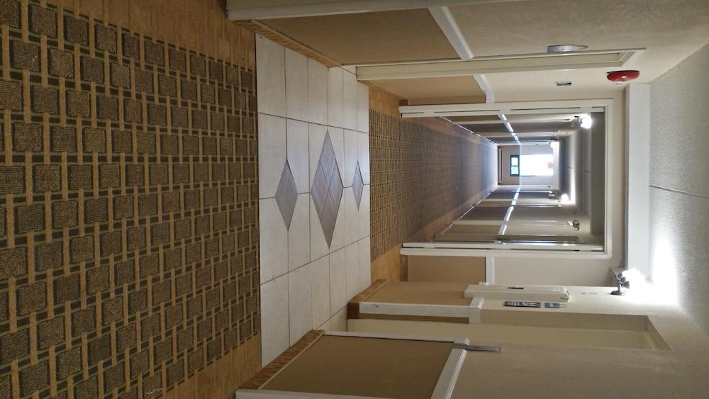 Days Inn Syracuse Восток Сиракьюс Экстерьер фото