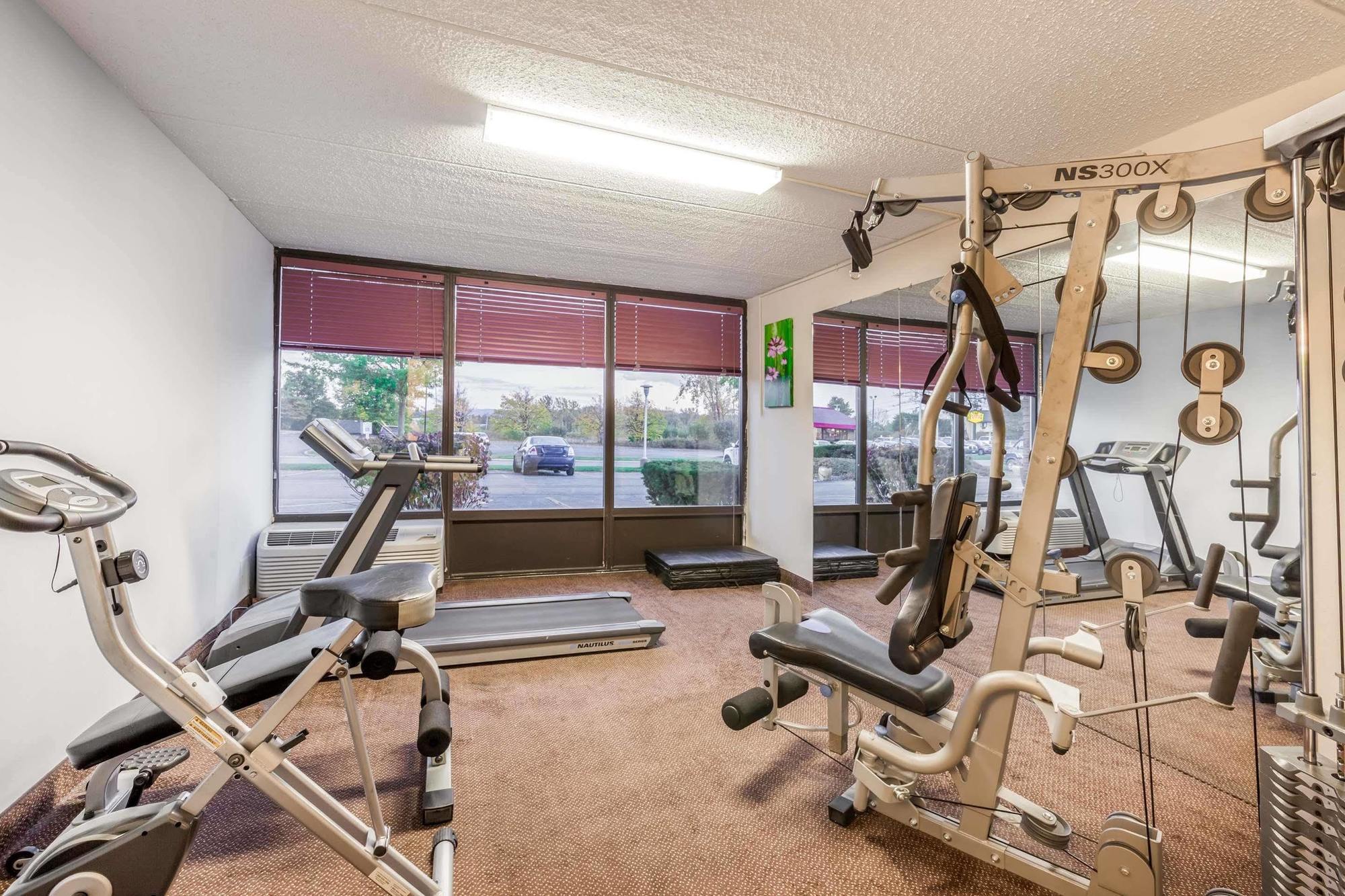 Days Inn Syracuse Восток Сиракьюс Экстерьер фото