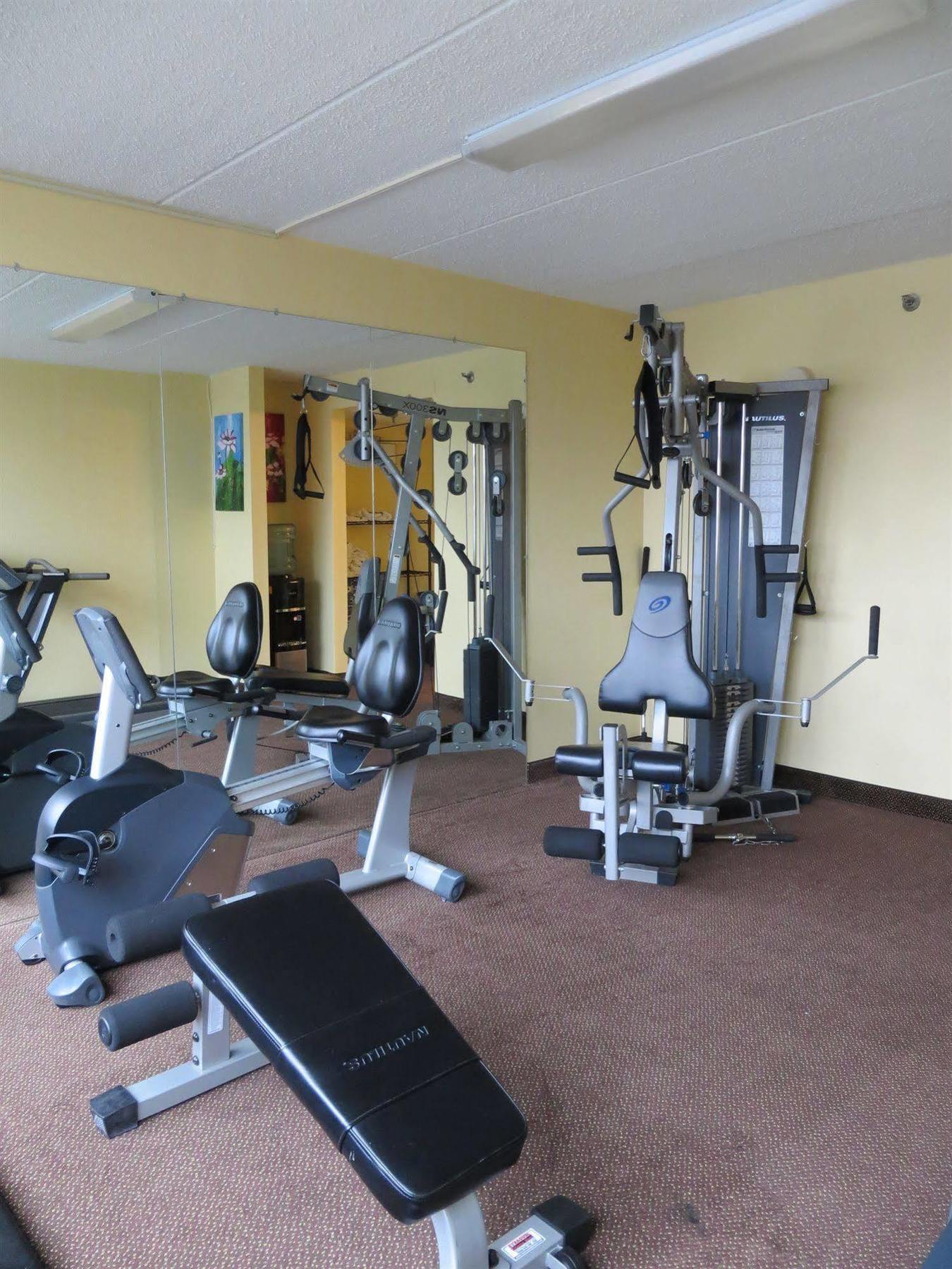 Days Inn Syracuse Восток Сиракьюс Экстерьер фото